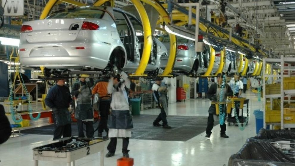 La actividad industrial sufrió su peor caída desde 2002