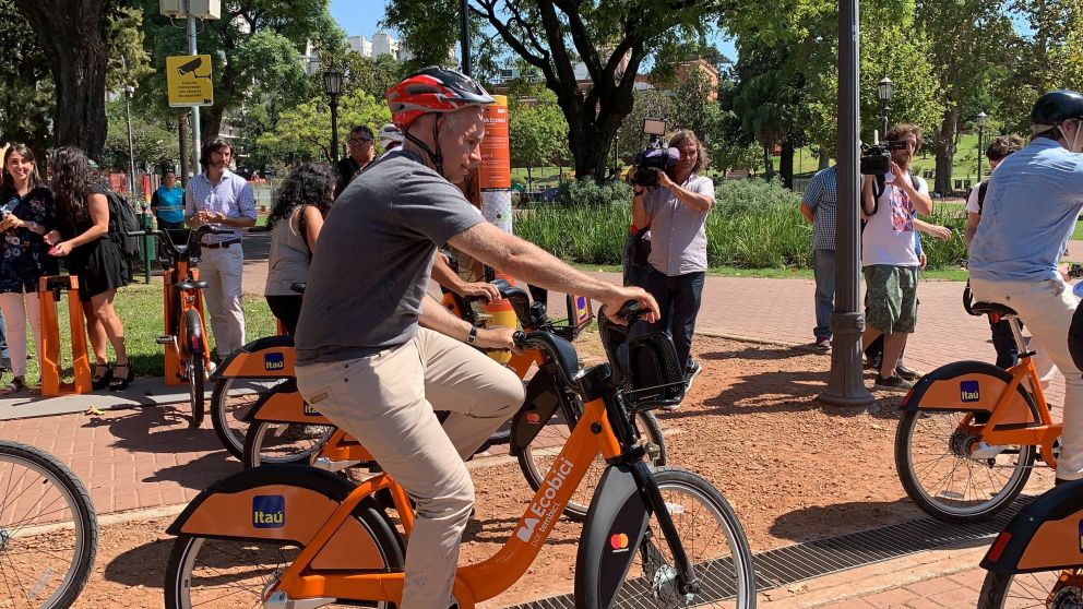 El servicio de Ecobicis dejará de pertenecer al Gobierno porteño y pasará a manejarlo una empresa brasileña