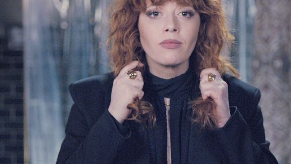 La protagonista y guionista es la actriz Natascha Lyonne