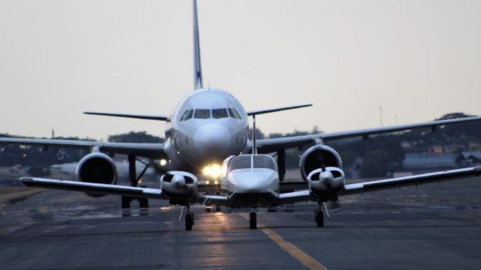 Autorizan a volar a una nueva empresa de taxis aéreos