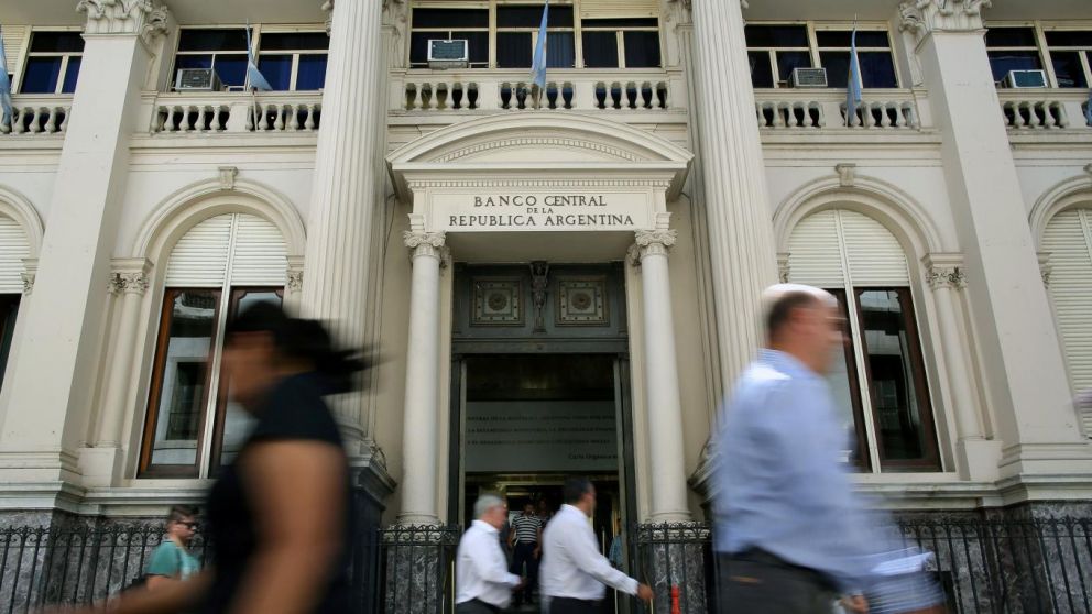 Gobierno se financia con $1.250 millones de un Fondo para obras en el transporte