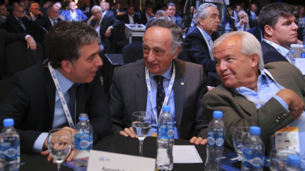 En la UIA creen que Dujovne no atenderá los reclamos de Techint