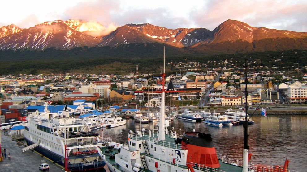 Ampl�an el puerto de Ushuaia por la demanda de cruceros tur�sticos