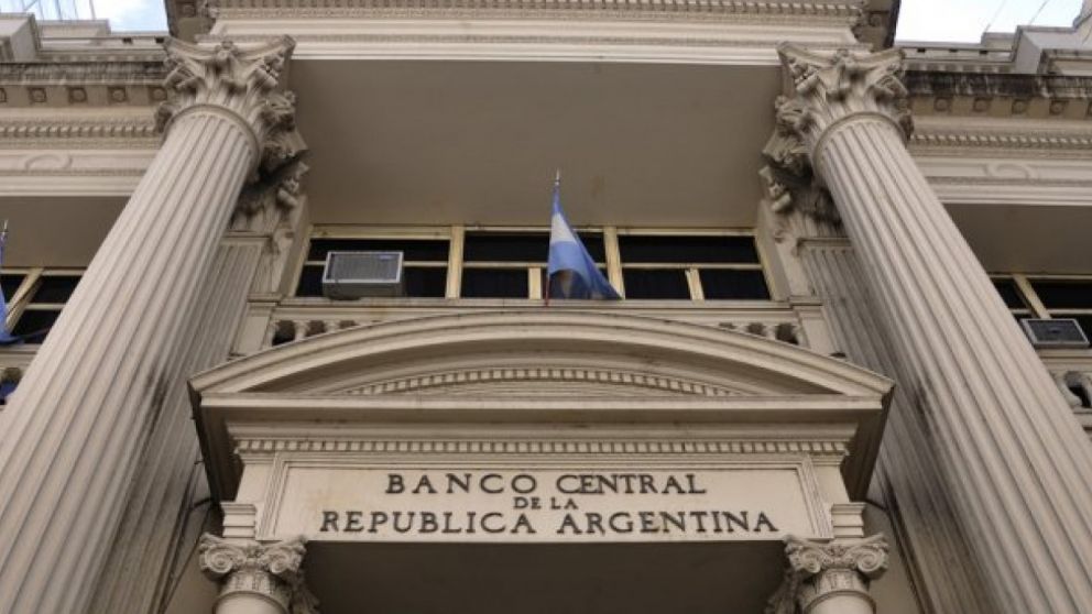 El BCRA aumentó su tasa de política monetaria a 27,75%
