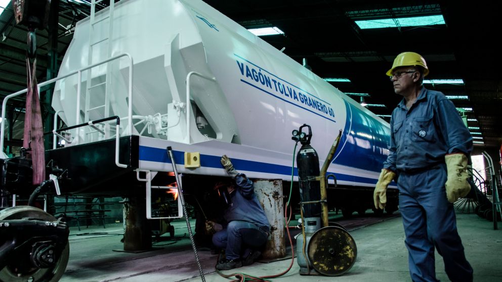 Fabricaciones Militares desarrolló en 2015 cuatro vagones de carga