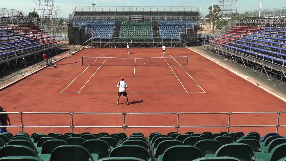 Se construyó una nueva cancha de tenis junto a las seis existentes