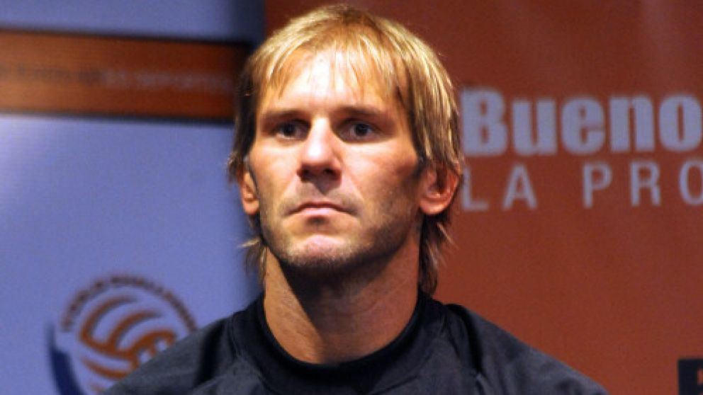 Milinkovic, ex capitán de la Selección de voleibol, crítico