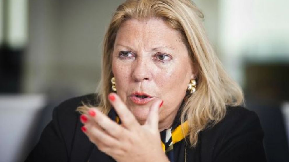 Carrió presentó un proyecto para garantizar la igualdad de género en la Justicia
