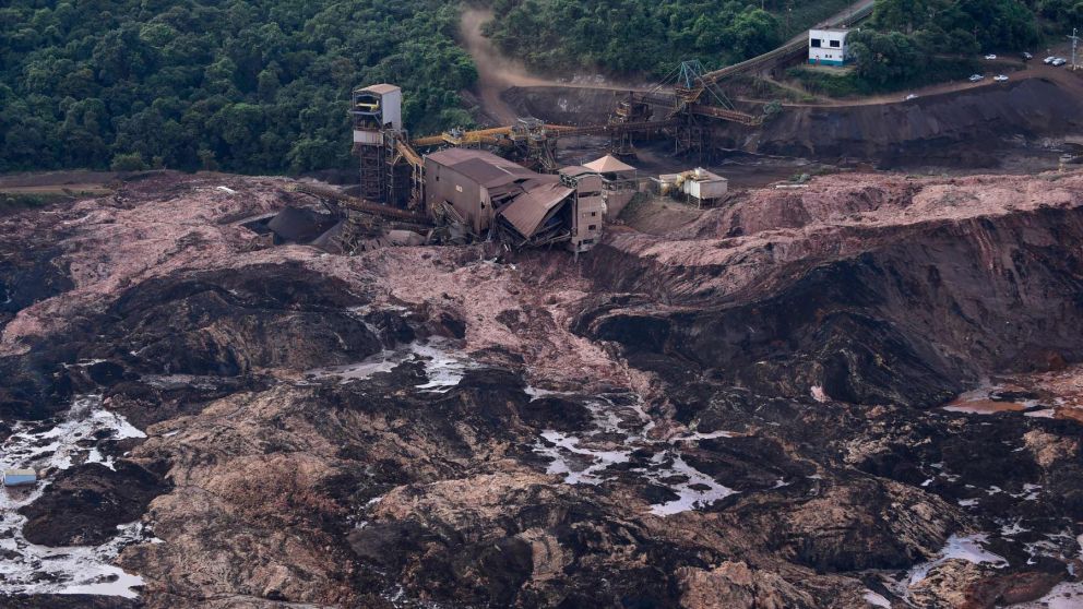 Brasil fiscalizará todas las represas de empresas mineras en su territorio