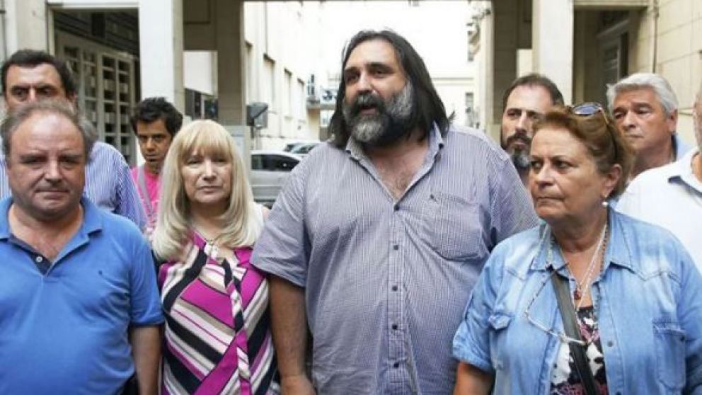 Docentes bonaerenses piden la urgente apertura de paritarias