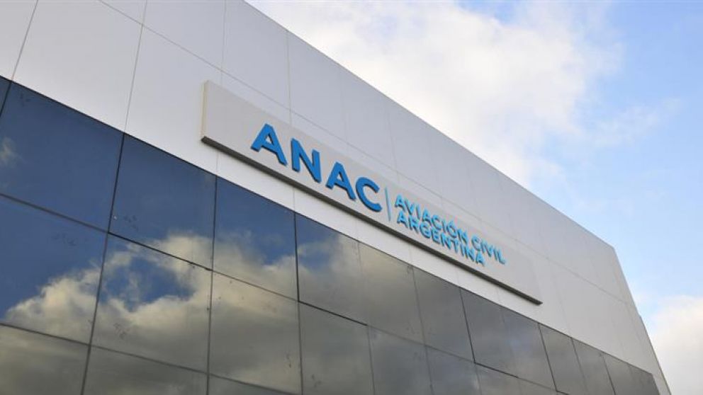 El Gobierno redujo la tasa aérea para vuelos regionales