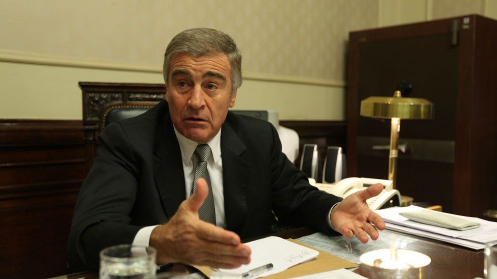 Aguad insistió con la necesidad de avanzar con la "reconversión de las Fuerzas Armadas"