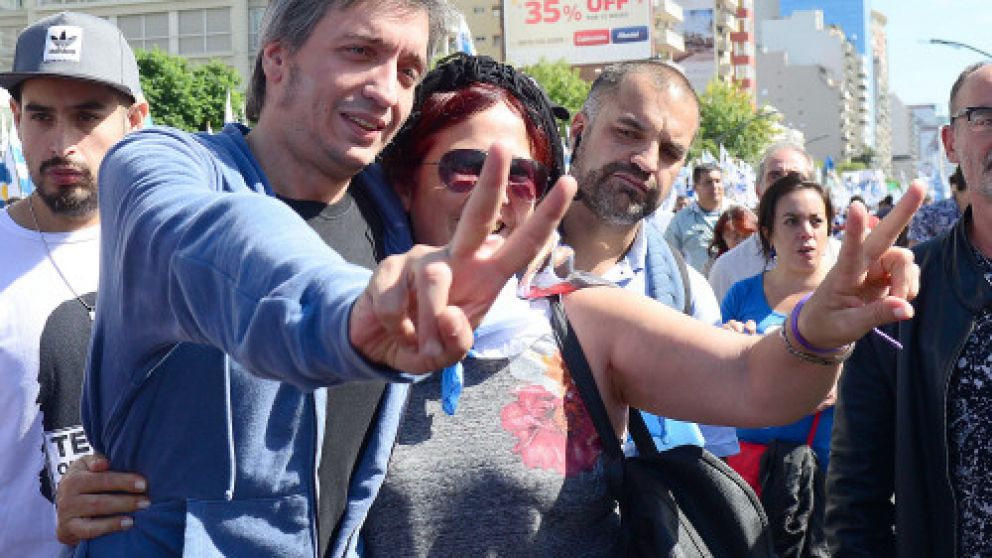 Máximo Kirchner suma apoyos de peso en la provincia