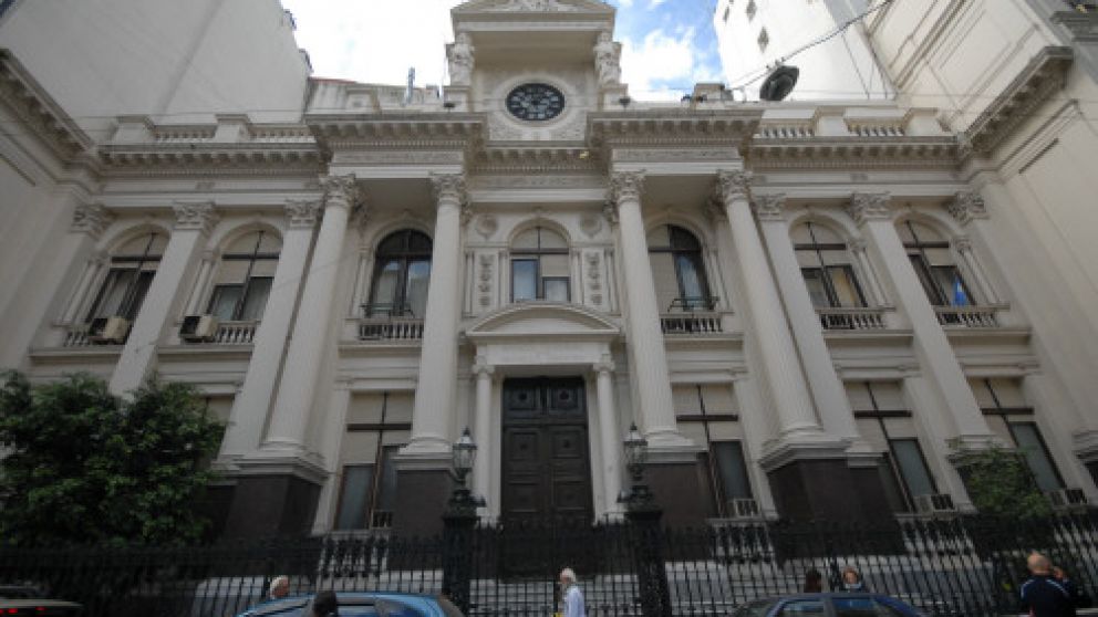 El Central aplicará desde esta semana una nueva estrategia para eliminar la volatilidad cambiaria