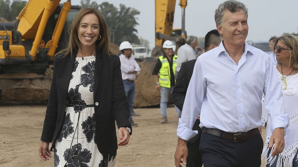 Macri y Vidal deben acordar el cronograma electoral en provincia de Buenos Aires
