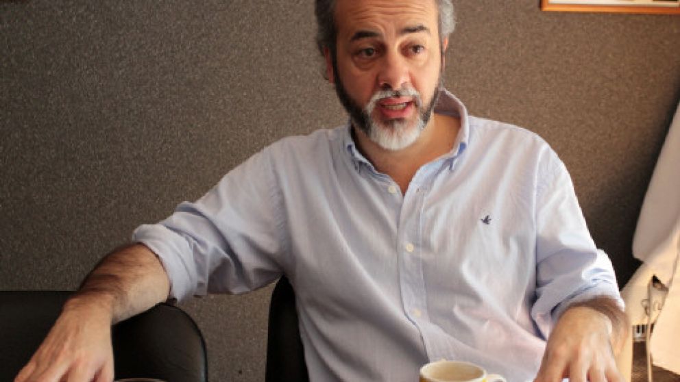 López espera una convocatoria antes del inicio de clases