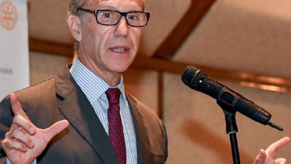 Rosenkrantz se encuentra de turno en la feria judicial