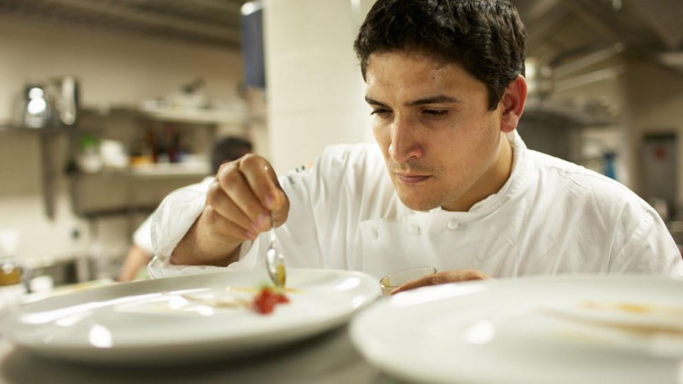 Mauro Colagreco se declara admirador de los raviolis de espinacas, ricota y sesos de ternera que hac�a�su abuela