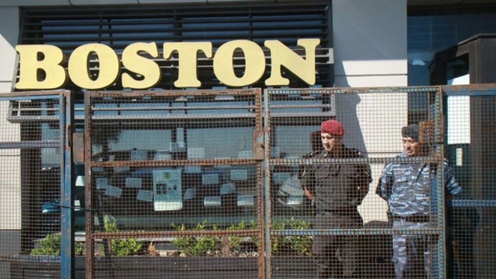 Los dueños de la confitería no le pagaban a los empleados y tampoco al propietario del inmueble