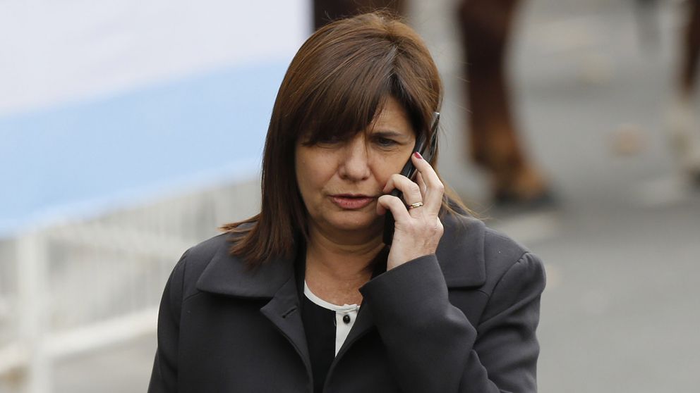 Bullrich descartó copiar la flexibilización de tenencia de armas de Bolsonaro