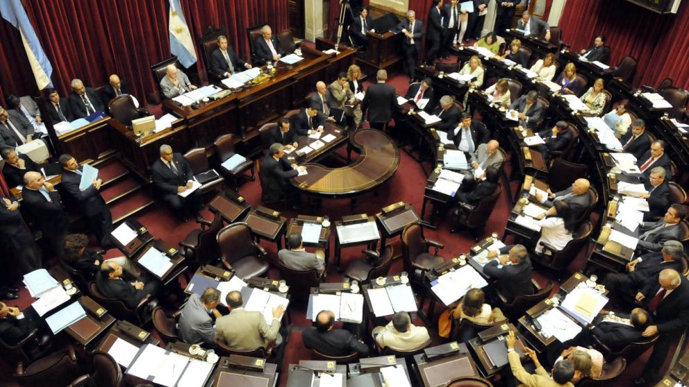 La Cámara alta renueva 24 senadores cada dos años