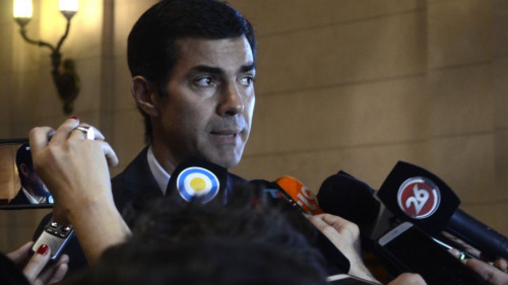 Urtubey se aferra a “una alternativa distinta”