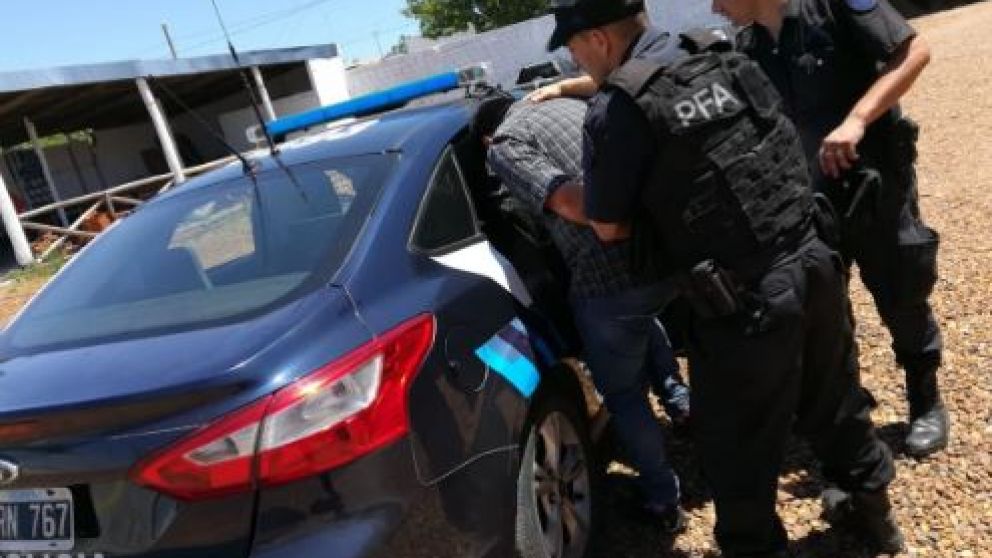 Impulsan ley que permita la rápida expulsión de extranjeros que delinquen