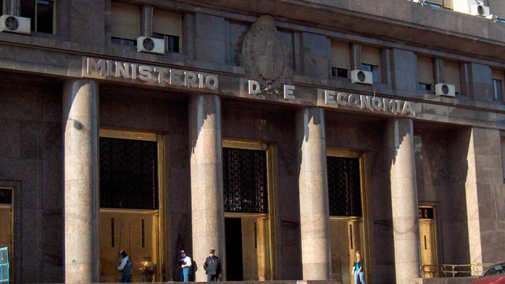 La deuda flotante explicó el superávit financiero de 2025