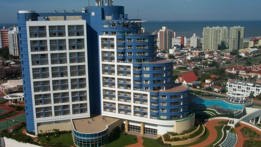 Hotel Enjoy, ex Conrad