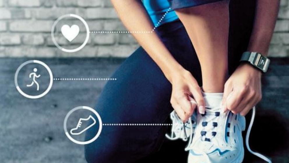 Las zapatillas ya se atan solas y saben si caminás o corrés