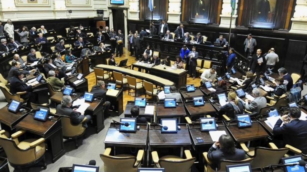 La oposición indicó que con el dinero del desdoblamiento podrían "construir 200 jardines de infantes"