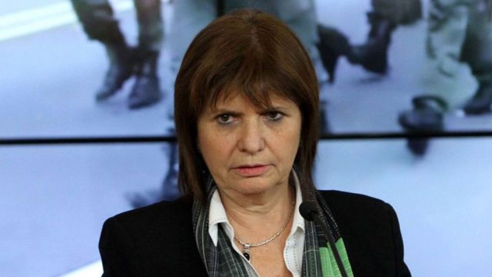 Bullrich lanzó un plan para restituir a efectivos de las fuerzas de seguridad