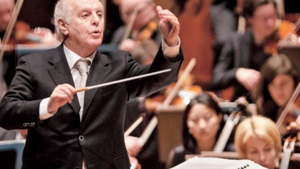 El director argentino-israelí, clásico y también muy popular