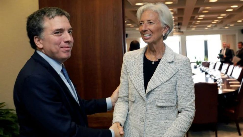Las Reservas están en niveles récord pero el FMI no permite usarlas en caso de corrida