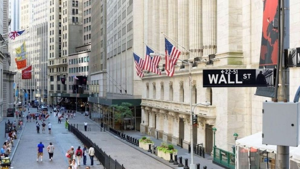 Wall Street se vio afectada por las dudas del crecimiento de EE.UU., la amenaza de un cierre del gobierno en Washington y la guerra comercial
