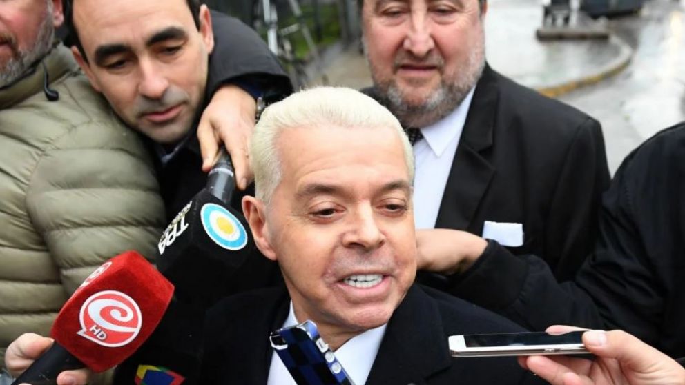 Reclaman a Oyarbide que justifique sus "lujosas caracter�sticas de la vida"