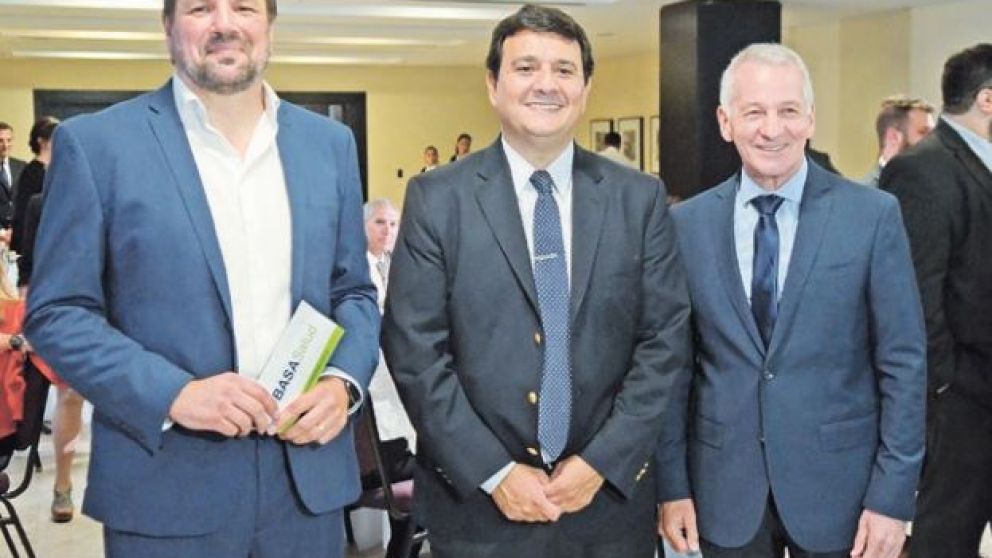 Norberto Romay, director de Corporis Salud; Julio Bono, presidente de BASA Plan de Salud, y Jorge Sánchez Posleman, presidente de Cuidados Salud, presentes en el evento