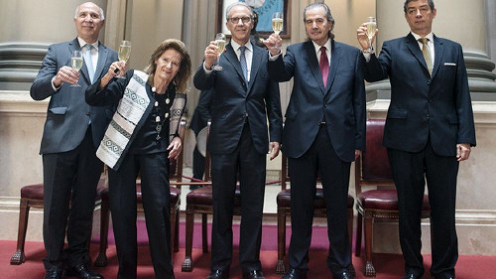 El presidente de la Corte, vaciado de poder