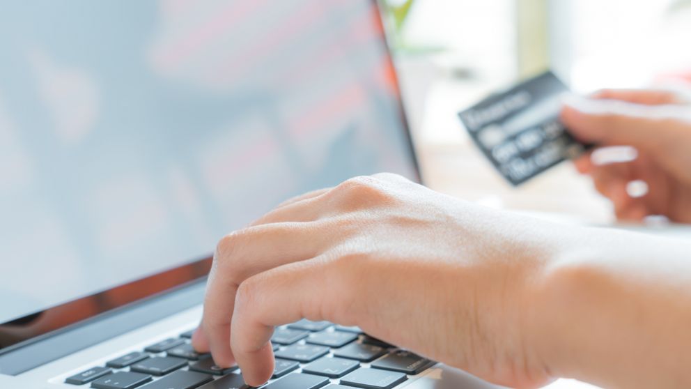 Durante la fiestas los internautas entregan más datos personales