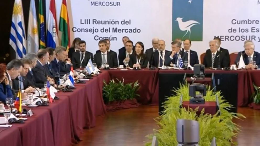 Macri pidió por la restitución de la democracia en Venezuela