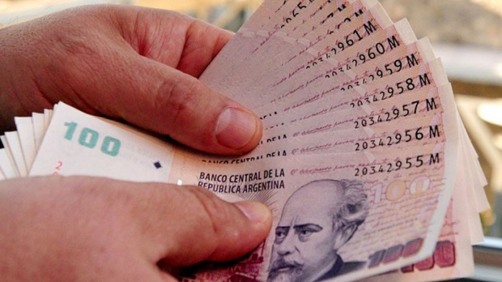 Prev�n aumentos del 27% para el personal fuera de convenio