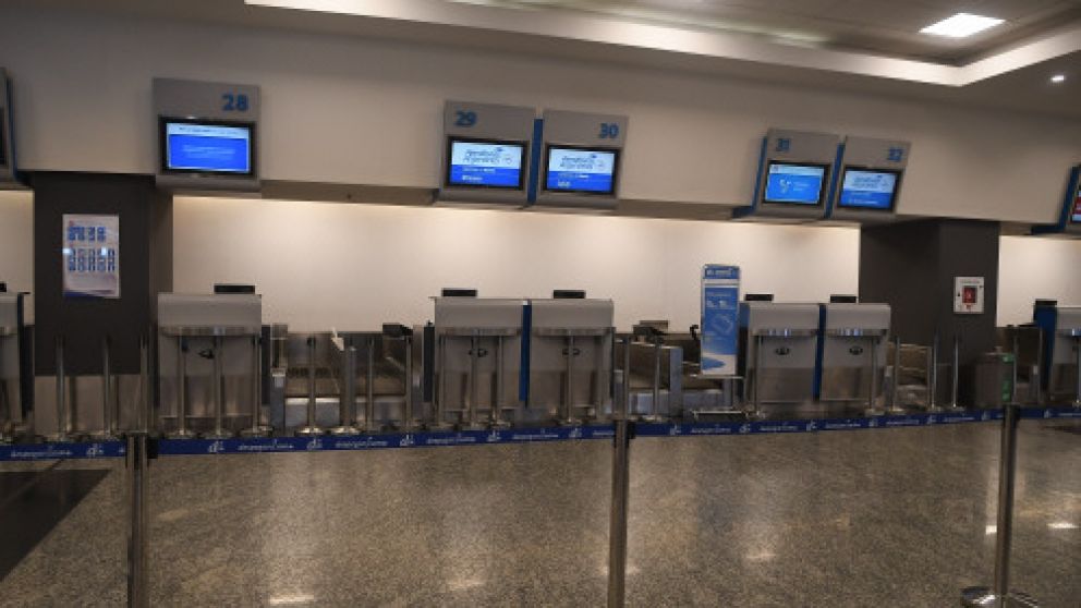 Los sindicatos decretaron un paro por 48 horas desde las 0 de mañana