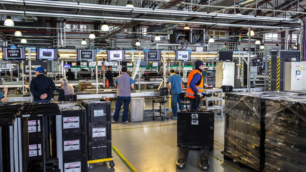 Critican falta de Compre Nacional en manufacturas