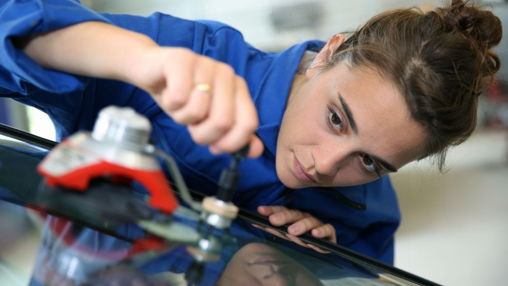 Un 70% de los millenials que trabajan en América Latina lo hace "en negro"