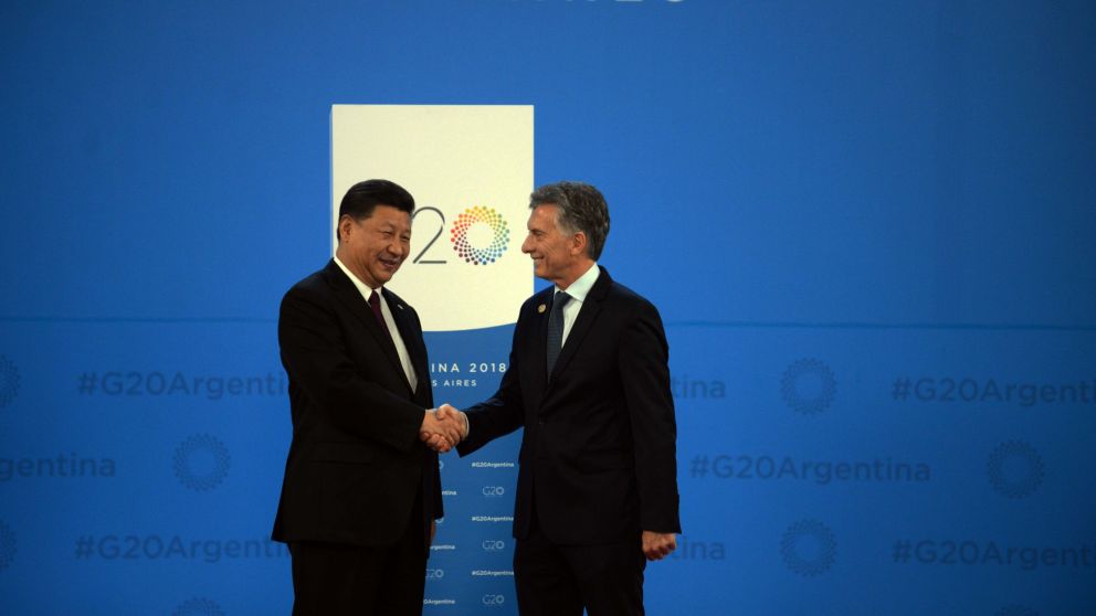 Los presidentes Macri y Xi Jinping en la foto de bienvenida al G20 en Buenos Aires