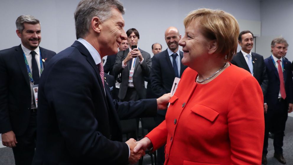 El encuentro, previsto originalmente para ayer en Casa Rosada, se concretó hoy en Costa Salguero