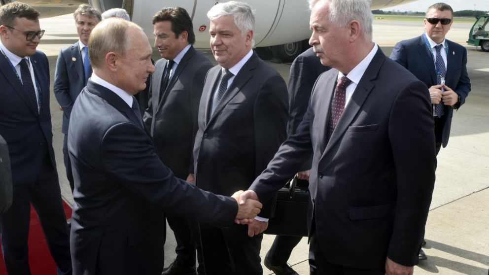 Llegó Putin y mañana se encuentra con Macri