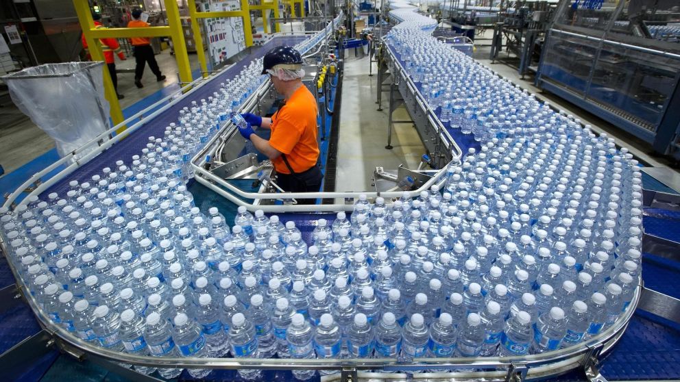 La producción de alimentos y bebidas registró una baja del 2,1%