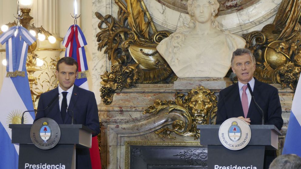 Macri fue consultado sobre si la Argentina tomará como ejemplo la reforma laboral que se realizó en Francia