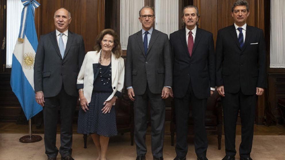 Rosenkrantz y Highton rechazarían la cuestión de fondo